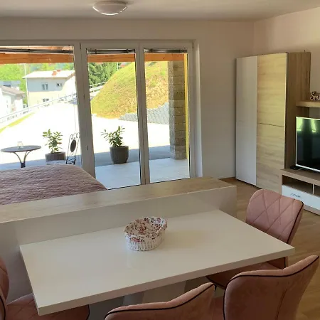 Apartmaji Pr' Nas Lasko Exterior photo