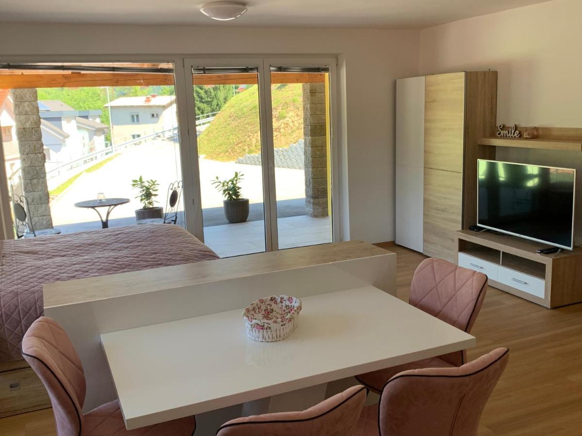 Apartmaji Pr' Nas Apartment
